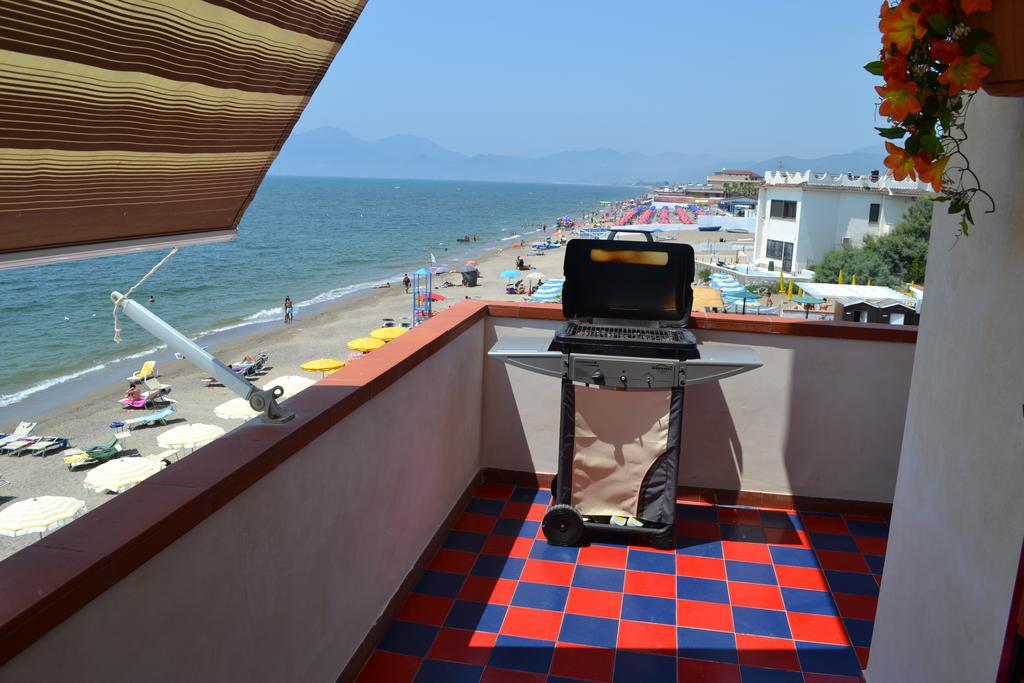 Casa Vacanze Dei Navigatori On The Sea 폰테카냐노 외부 사진