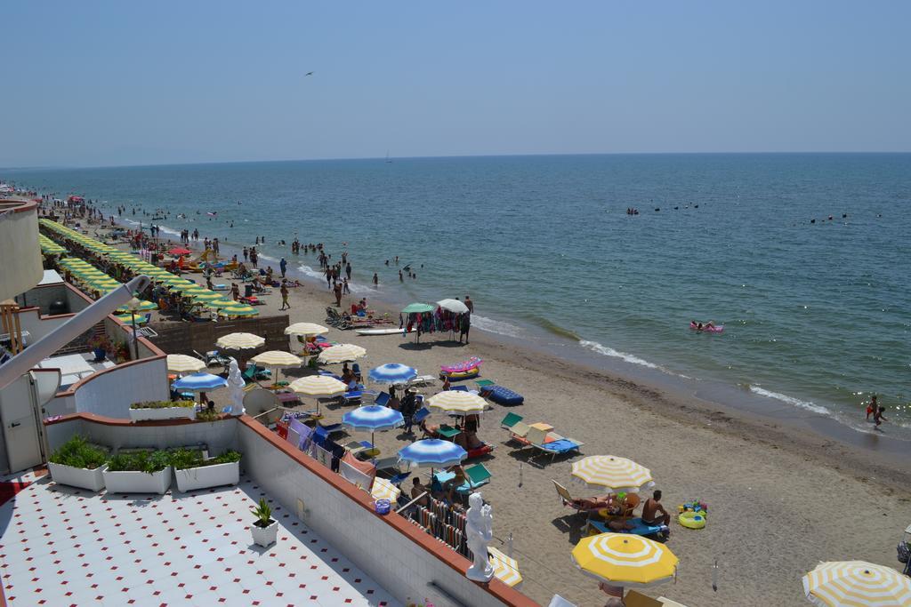Casa Vacanze Dei Navigatori On The Sea 폰테카냐노 외부 사진